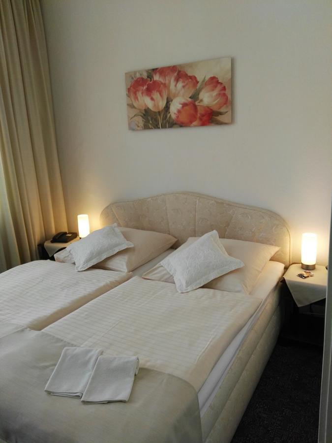 Hotel Carolinenhof Bad Pyrmont Eksteriør bilde
